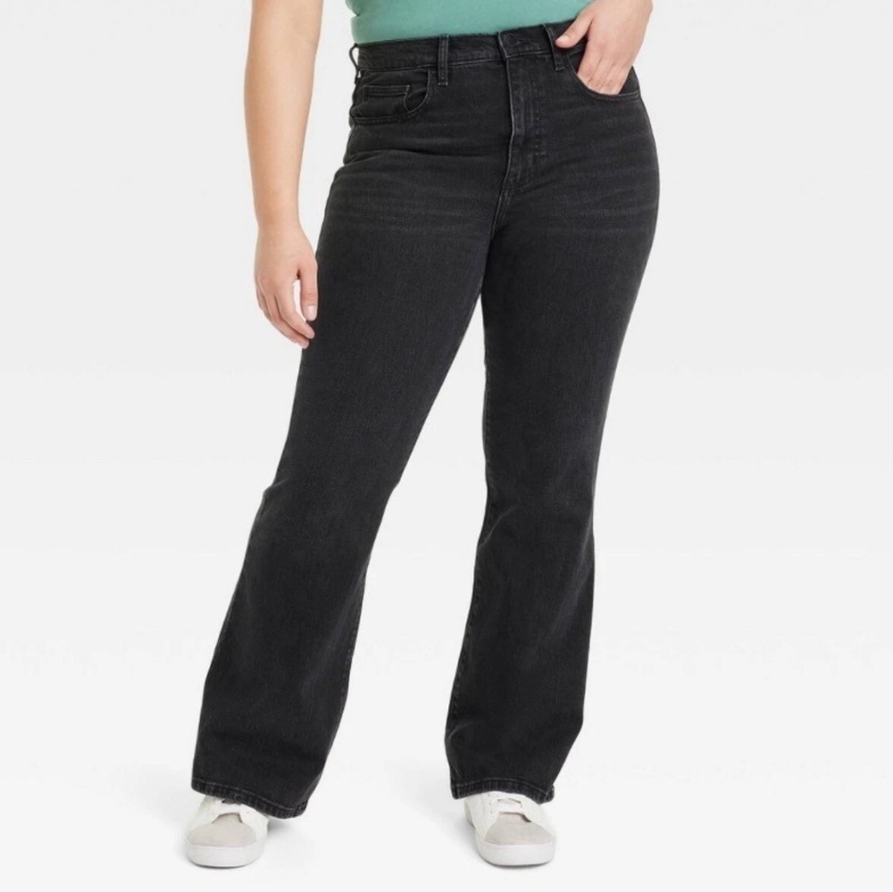 NEW High-Rise Flare Jeans - Universal Thread Black 17 Short